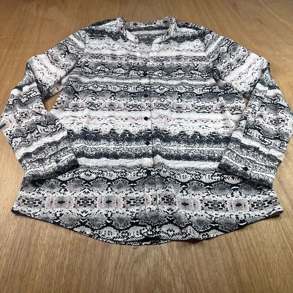 Calvin Klein Snake Print Blouse Women L Button Front Long Sleeve Pocket